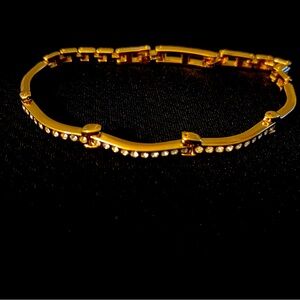 Women’s Gold Tone and Crystal Rhinestone Clasp Bracelet